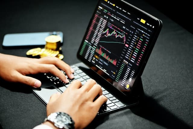 Top 7 des Meilleurs Algorithmes de Trading